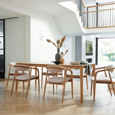 Table à manger moderne en chêne clair avec rallonge intégrée 135-190 cm DERBY PIER IMPORT