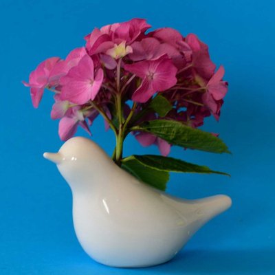 Vase en porcelaine blanche forme oiseau CALICOSY