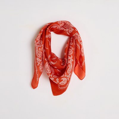 Foulard carré en soie GRAIN DE MALICE