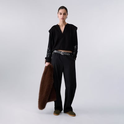 Sweat-shirt avec broderies bijoux LIU JO