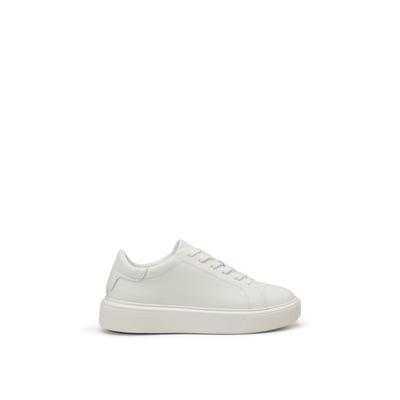 Baskets Modèle Kaira en cuir de vache noble MARC O'POLO