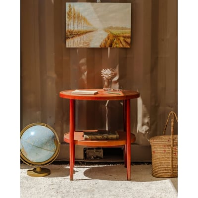 Table d'appoint en bois rouge Francine N°1078 - Bon état DEBONGOUT