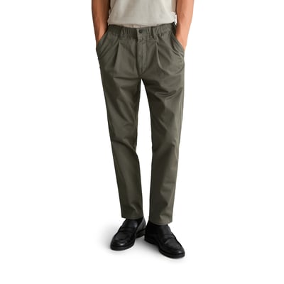 Pantalon modèle Anders à plis, coupe courte en sergé de coton bio MARC O’POLO DENIM
