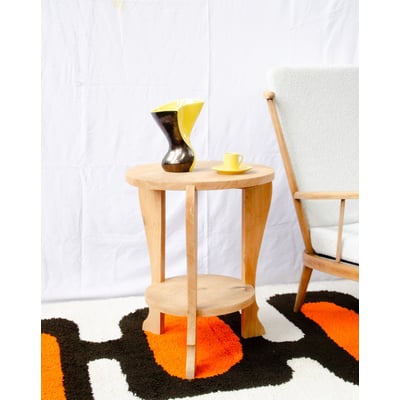 Table d'appoint en bois clair Hanna N°1620 - Bon état DEBONGOUT