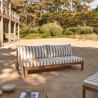 Canapé de jardin en teck massif rayé blanc et taupe  PALMA BERAH GETAH