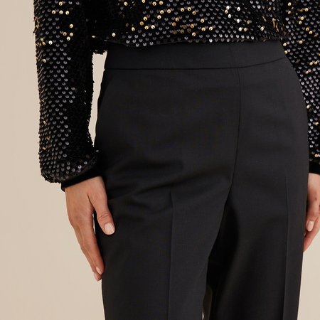 Tenue mariage femme 50 ans : &eacute;l&eacute;gance et modernit&eacute; pour le grand jour
