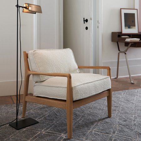 Een comfortabele fauteuil voor de kinderkamer om in te lezen