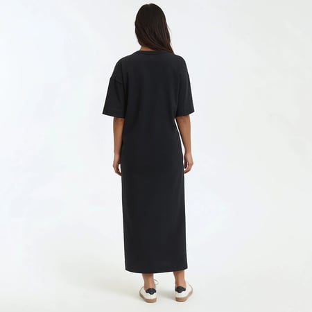 Vestidos compridos: como usar esta peça versátil durante todo o ano?