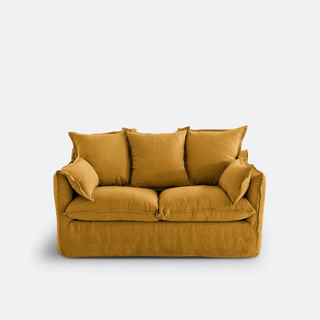 Comment trouver le canapé deux places parfait pour un petit salon ?