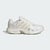Core White / Zero Metalic / Core White