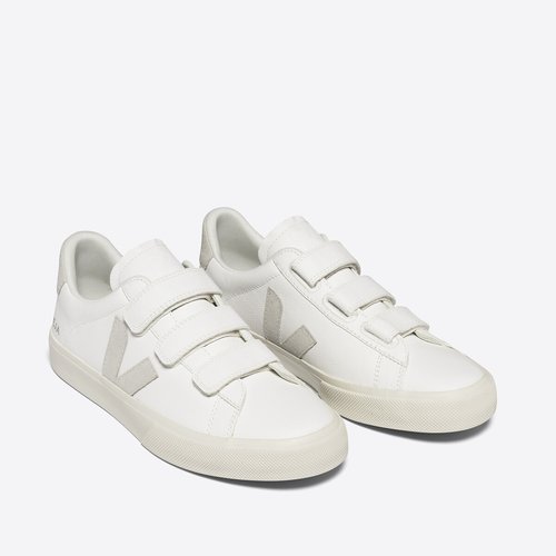 VEJA Recife Chfree Leath trainers