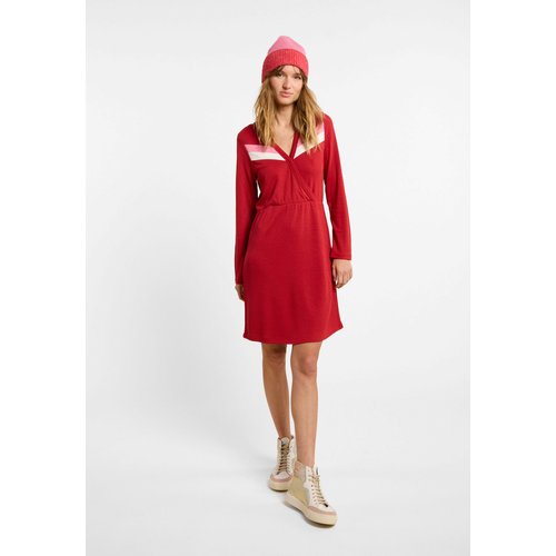 Robe a capuche rayures placees