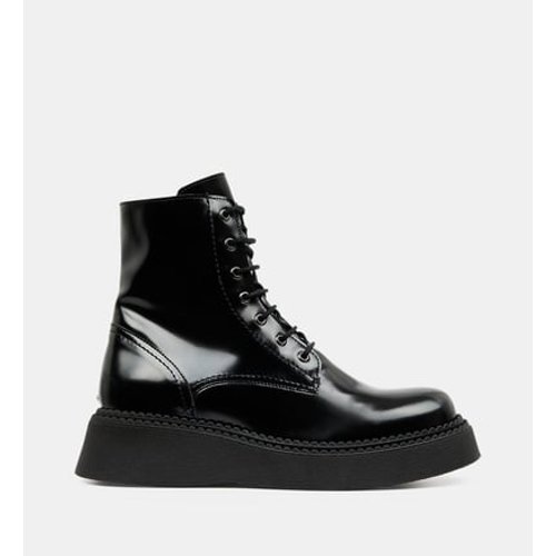 Flat vegan boots best sale