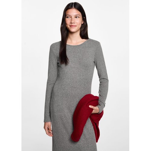 Robe en laine mango 2025