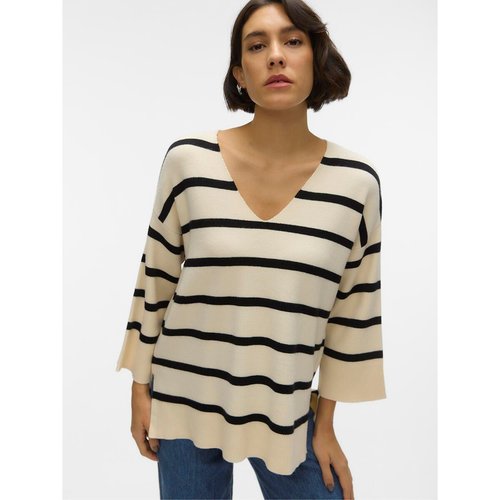 Black and white striped v neck sweater shop