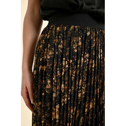 Jupe longue plissee motif floral noir Molly Bracken La Redoute