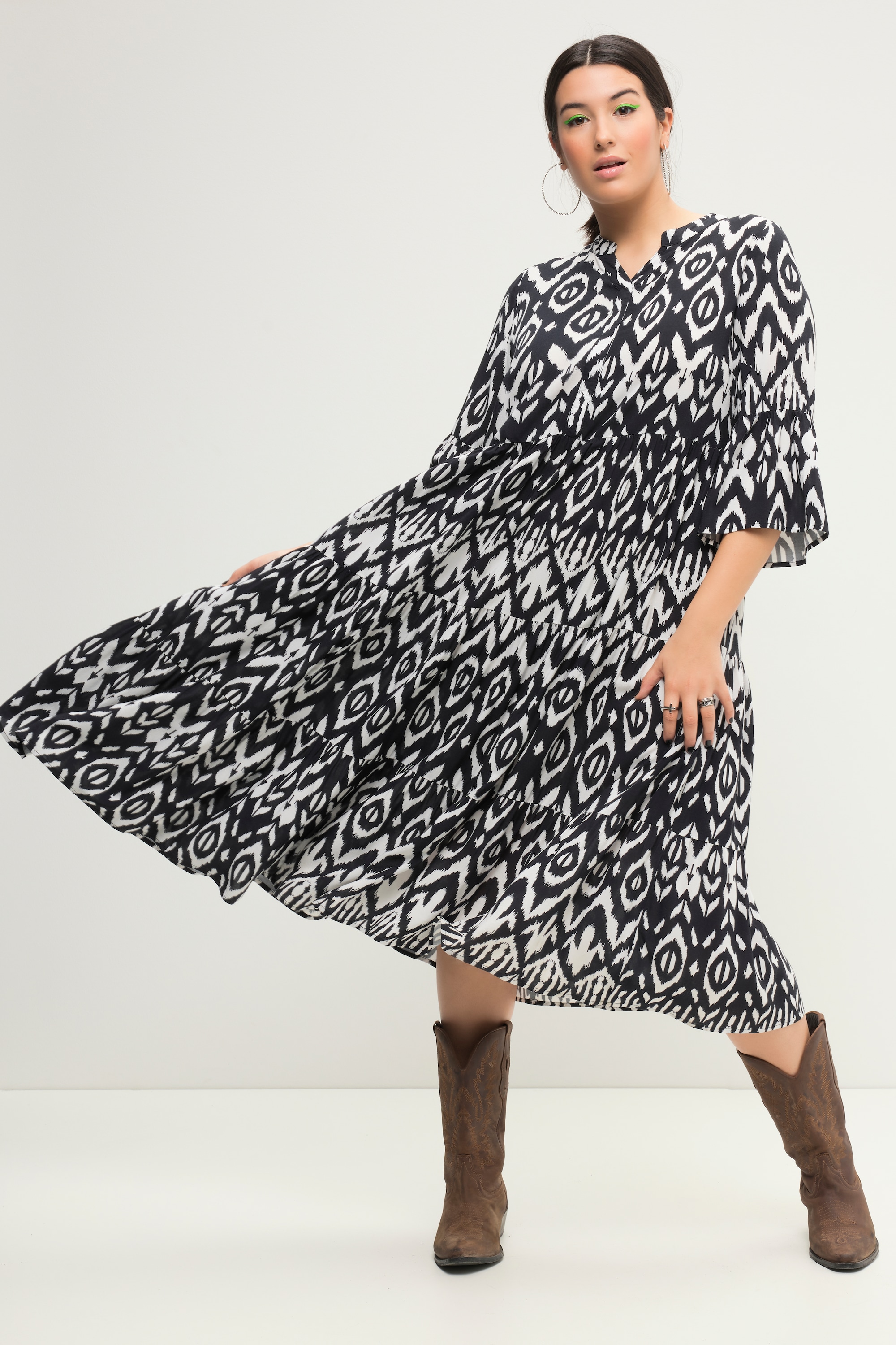 Robe trapeze maxi a imprime noir et blanc. noir Studio Untold La Redoute