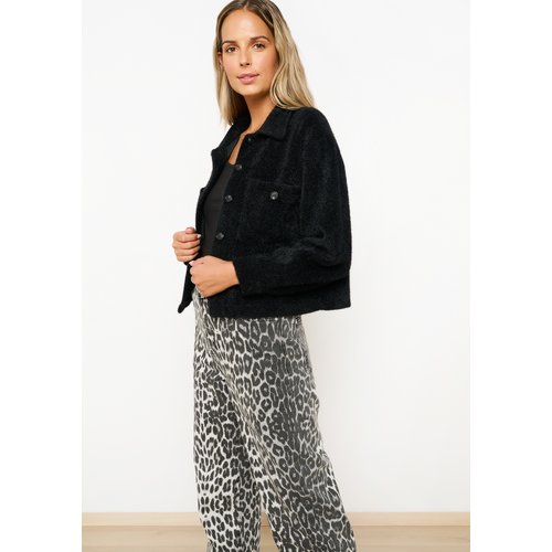 Veste noir douce sale