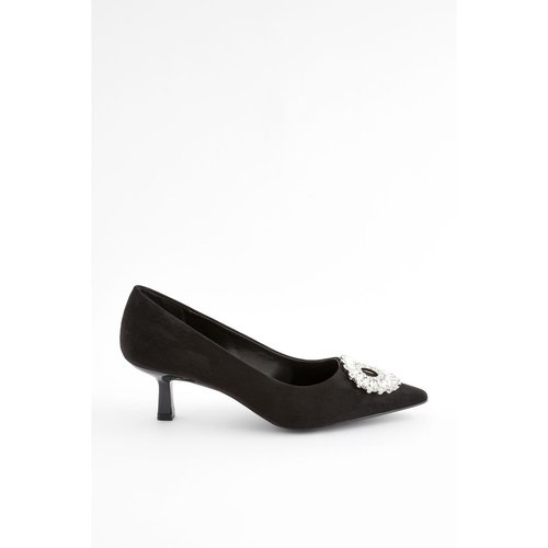 Chaussures a talons fins et finition bijoux
