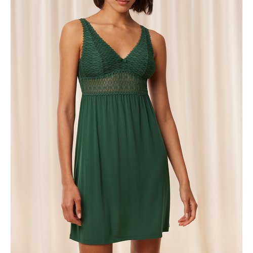 Aura spotlight nightie Triumph La Redoute