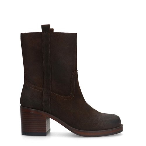 Bottines en daim a talon