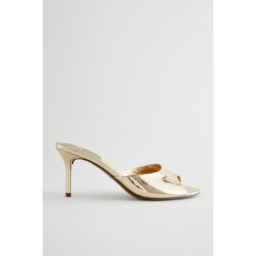 Mules a talon et bout ouvert