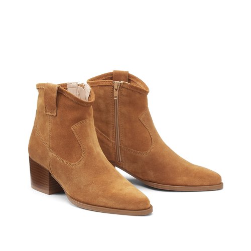 Clarks arlo chelsea boots top