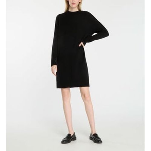Robe courte laine 2025