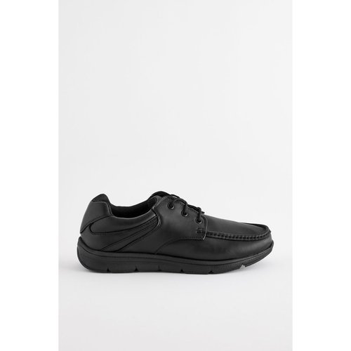 Chaussures pointure large a plastron