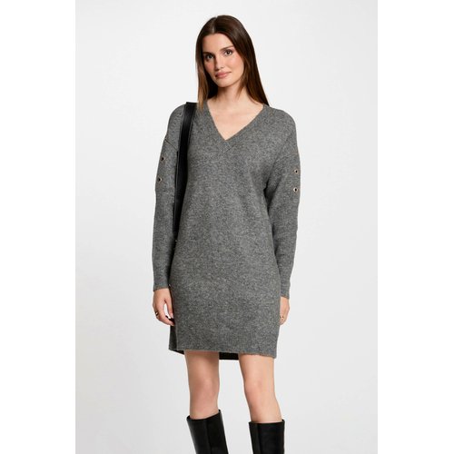Robe tricot droite a oeillets