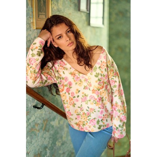Margot floral print jumper with v neck front and back floral print La Petite Etoile La Redoute