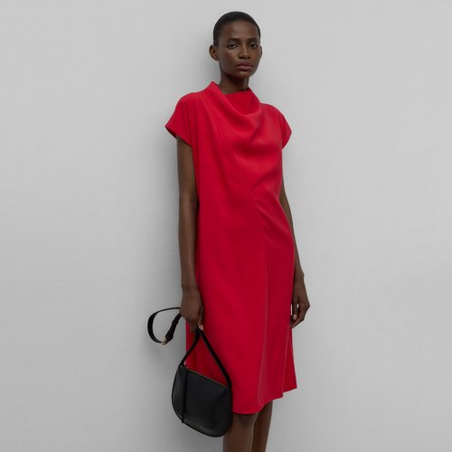 Robe avec un col cheap