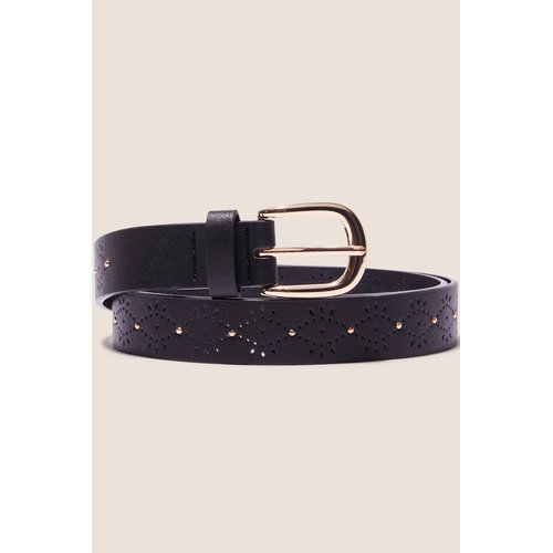 Ceinture perforee et cloutee