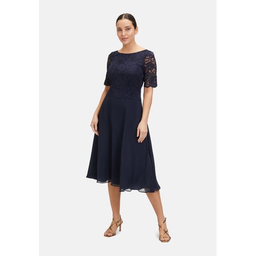 Robe de cocktail en dentelle Vera Mont La Redoute