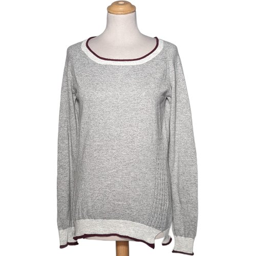 Pull karl marc john online