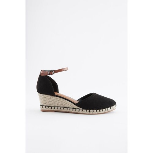 Chaussure talon compensé fermé top