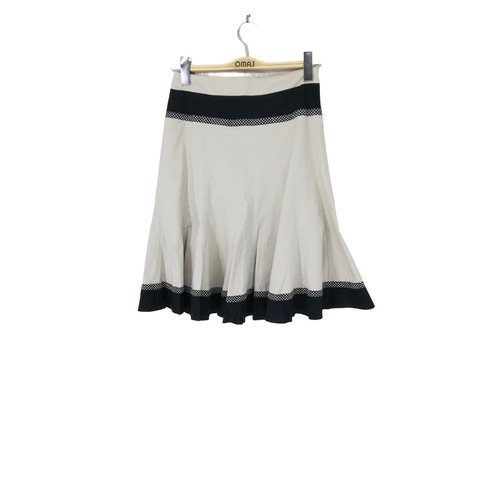 Jupe courte tres bon etat beige Caroll La Redoute