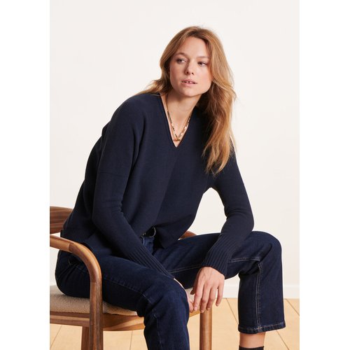 Pull oversize asymetrique en maille fine La Fee Maraboutee La Redoute