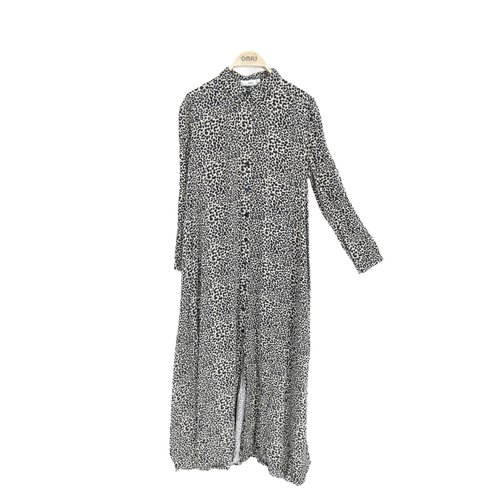 Robe mi longue tres bon etat noir Mango La Redoute