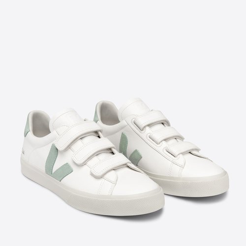 Buy veja online best sale