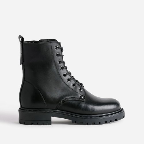 Bottines vernies noires texto 2025