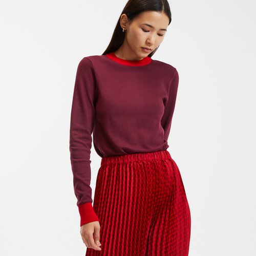Burgundy red sweater outlet