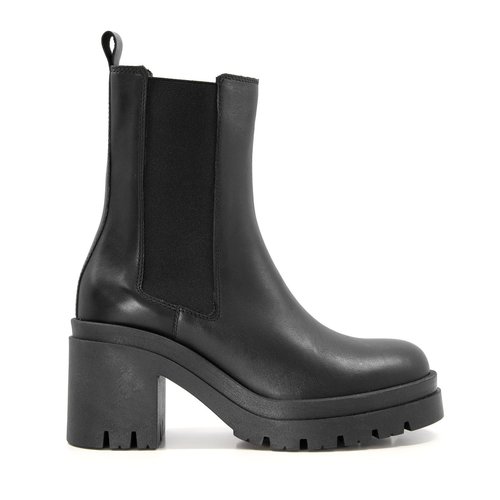Bottines en cuir a talon evase PRIZED