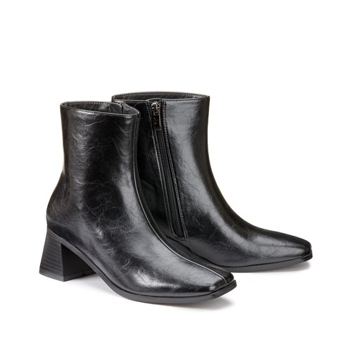Black ankle boots 5.5 store