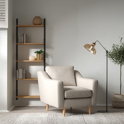 Light wood armchair 2025