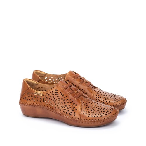 Chaussures en cuir ajoure vallarta. Pikolinos cognac La Redoute