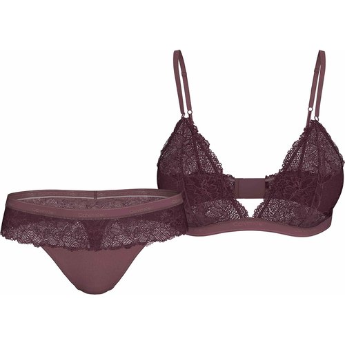 Trendy lace bralette top