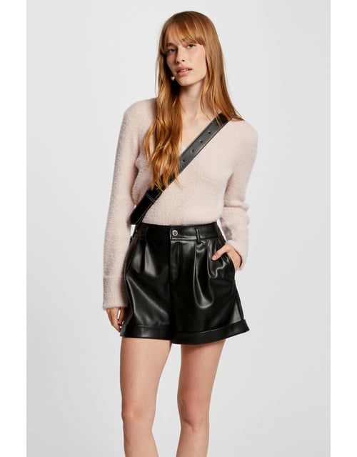 Pull col V en fine maille