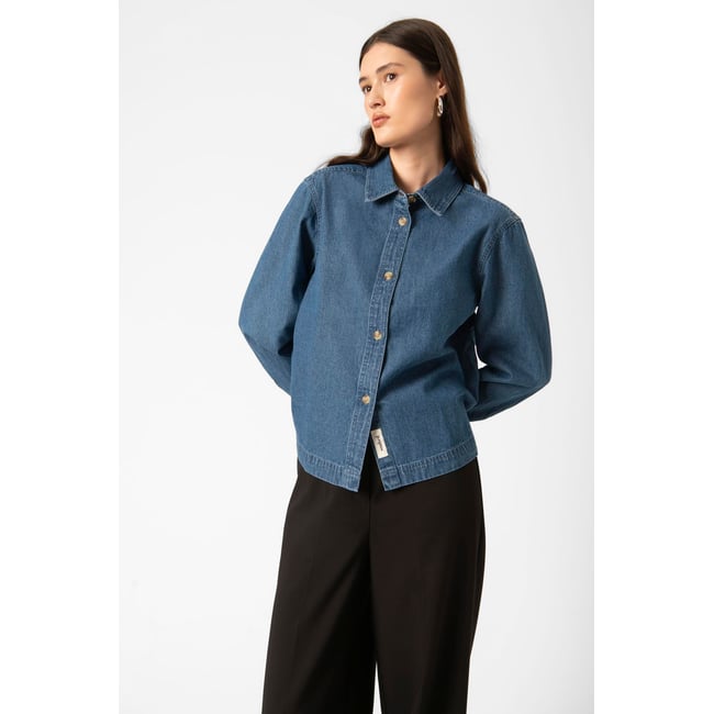 Chemise en jeans bleu medium blue denim <span itemprop=