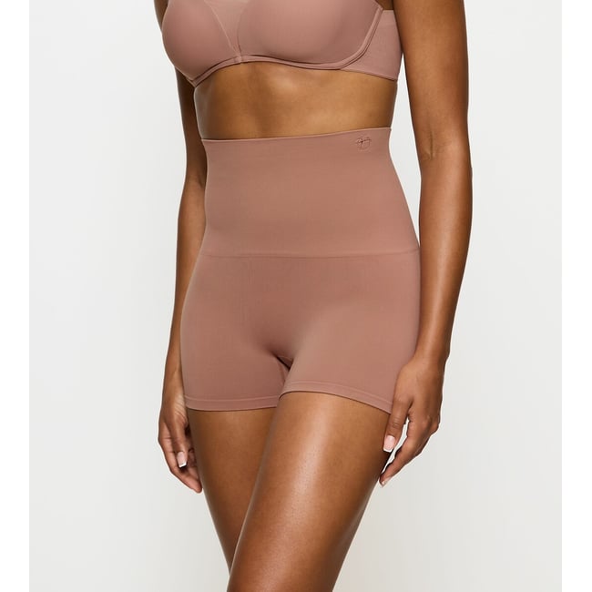 Soft Sculpt Shorts - TRIUMPH